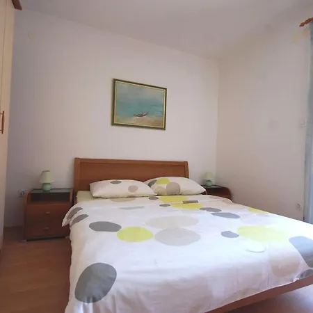 Andrea By El-pi Tours نجيفيش