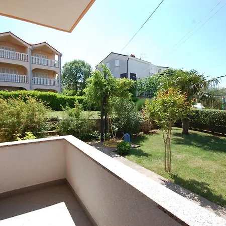 Apartament Andrea By El-pi Tours